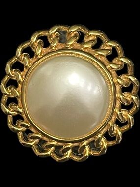 Kenneth Jay Lane KJL vintage gold pearl chain link pendant slide brooch pin QVC